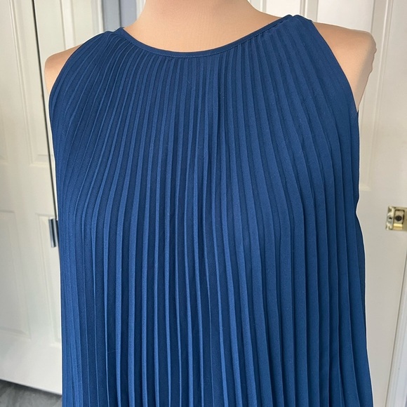 Max Studio Pleated Asymmetric Short Dress Tunic - Picture 2 of 9